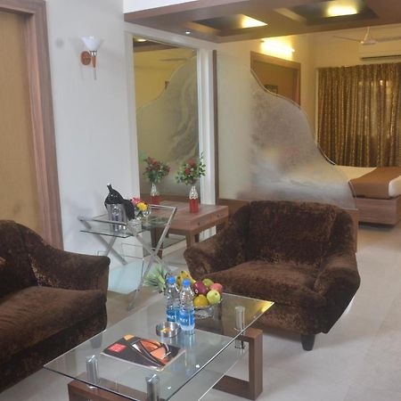 Hotel Plaza Bombaj Zewnętrze zdjęcie