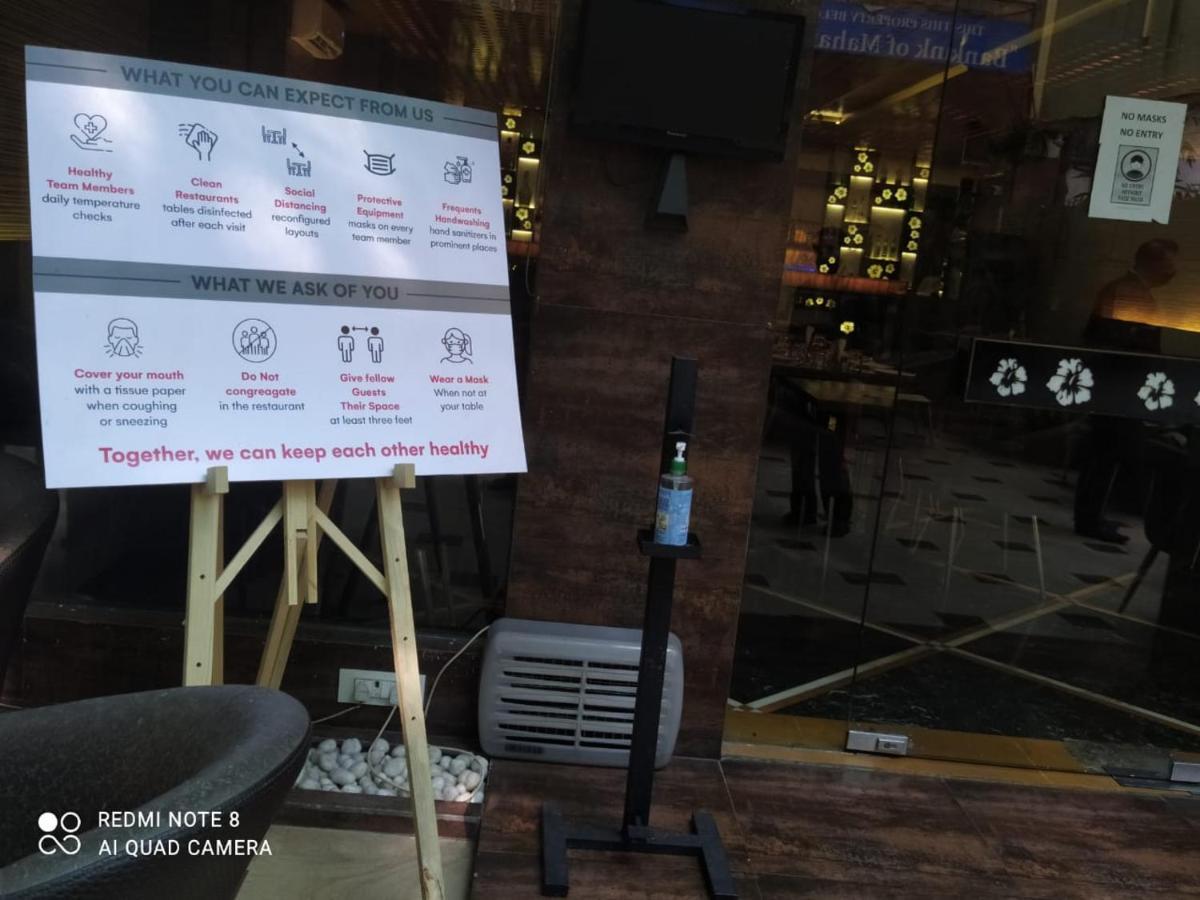 Hotel Plaza Bombaj Zewnętrze zdjęcie