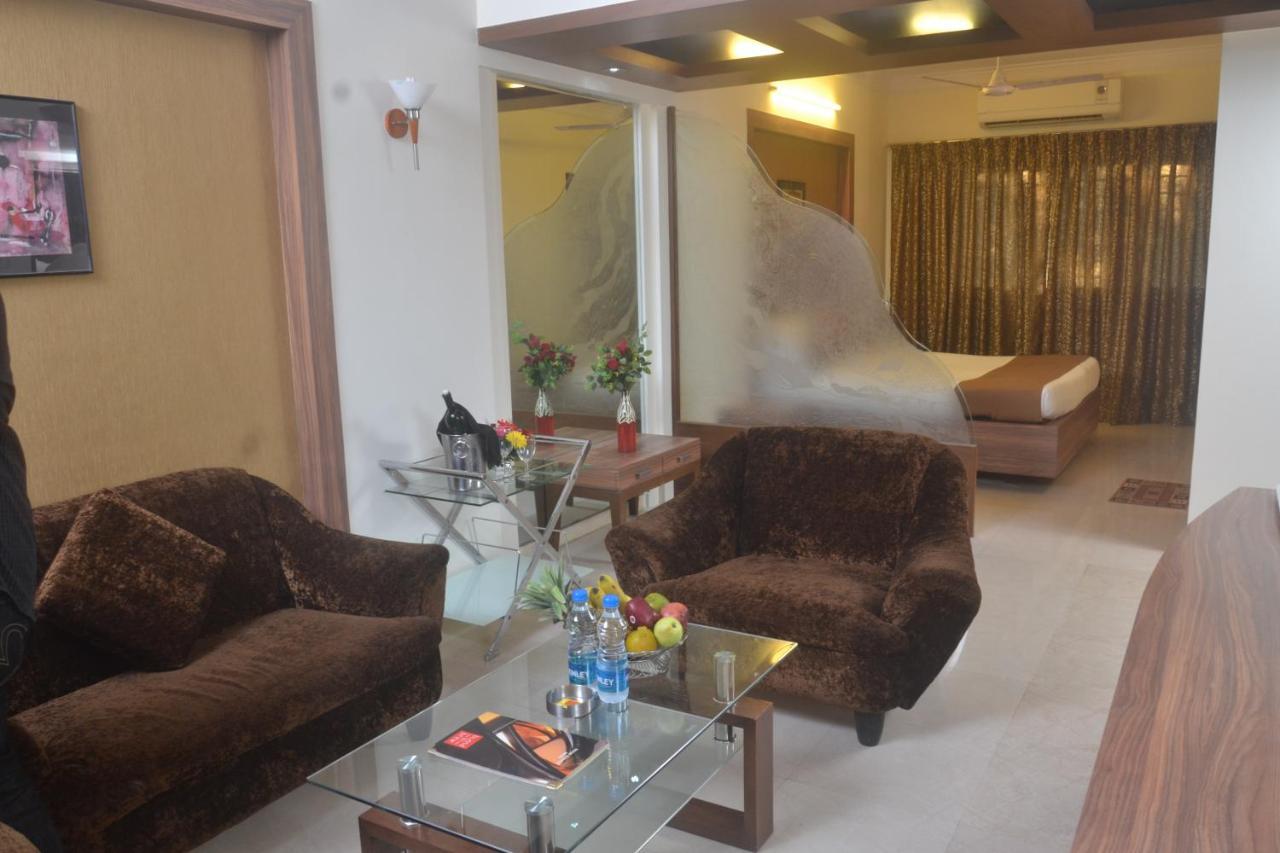 Hotel Plaza Bombaj Zewnętrze zdjęcie