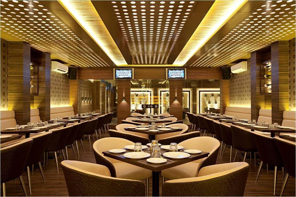 Hotel Plaza Bombaj Zewnętrze zdjęcie