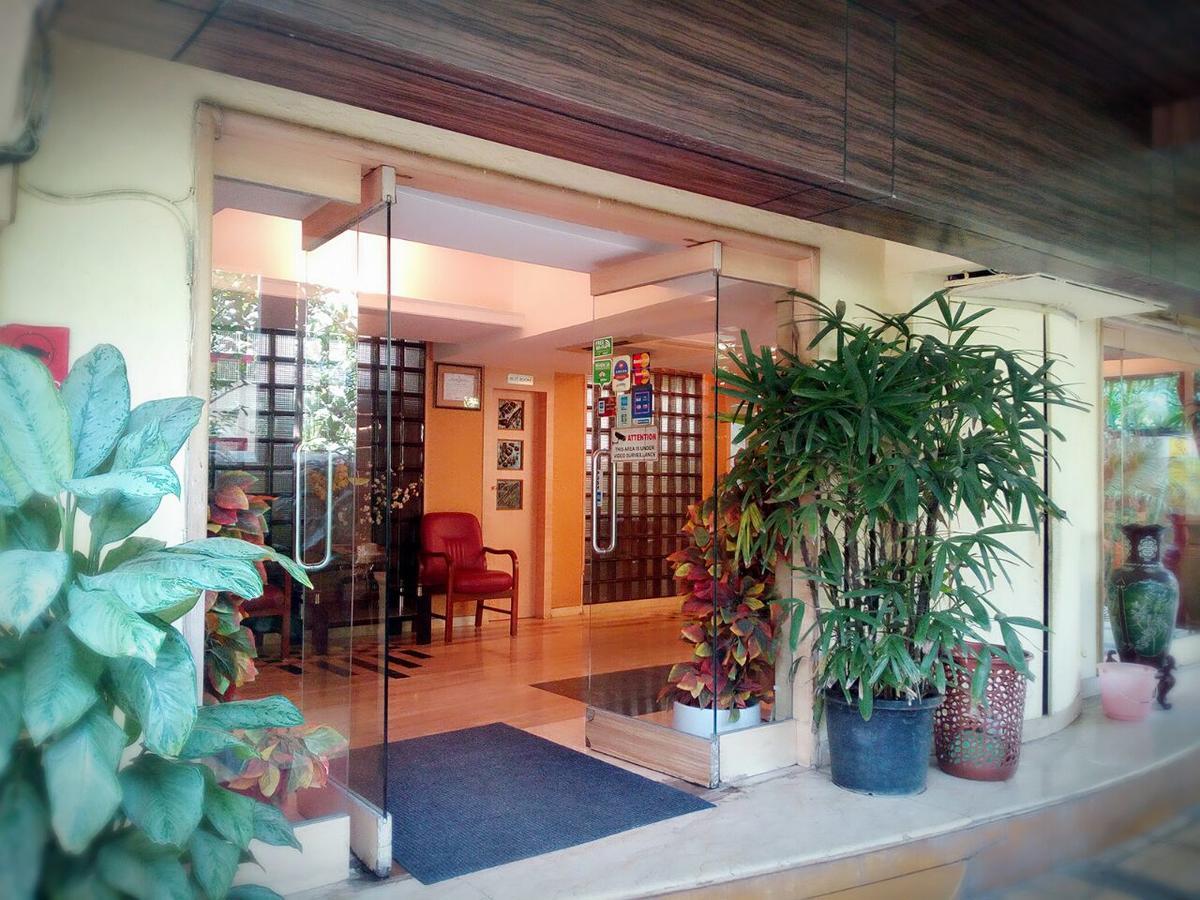 Hotel Plaza Bombaj Zewnętrze zdjęcie